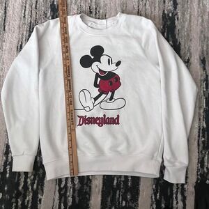 Disneyland Mickey Mouse Pullover Long Sleeve Sweatshirt White Adult S small